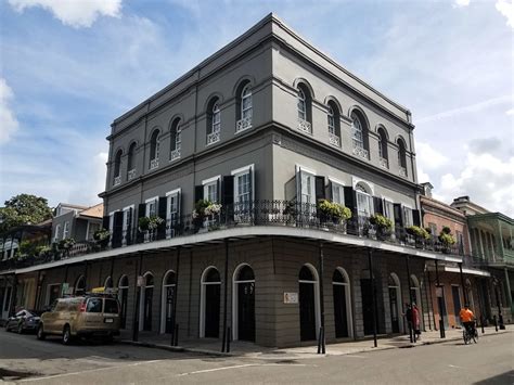 lalaurie mansion.